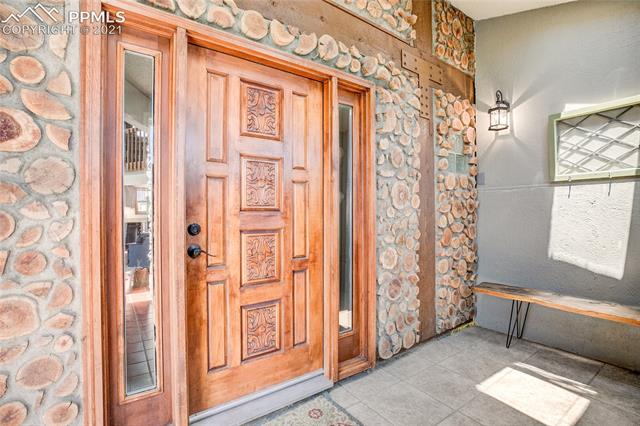 17540 Steppler Road Colorado Springs, CO 80908 - Photo 4 of 39 Gallery Image 4