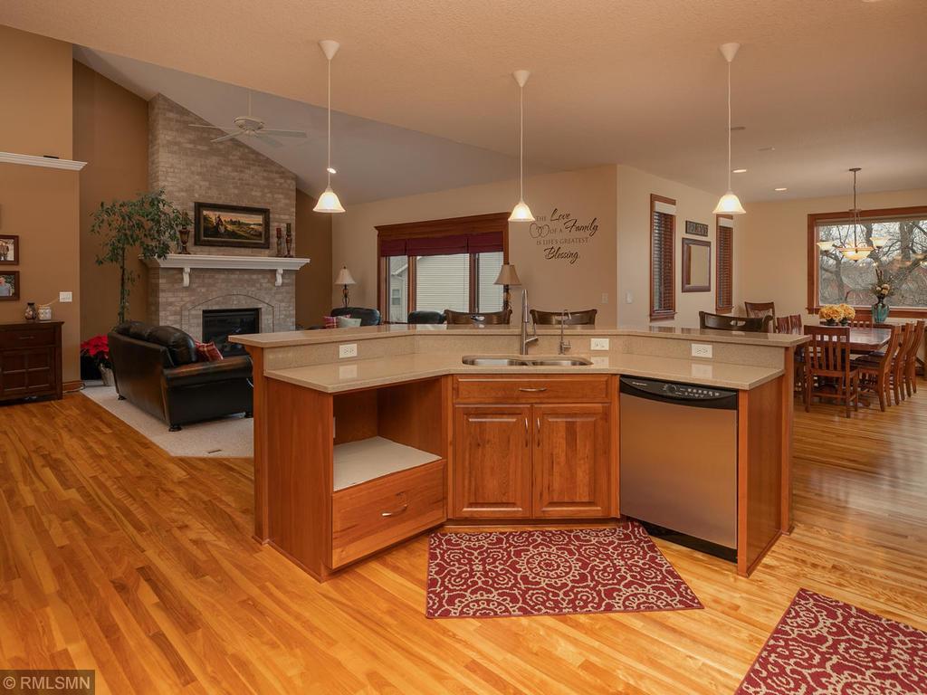 3513 Jasper Lane Northeast Rochester, MN 55906 - Photo 12 of 48