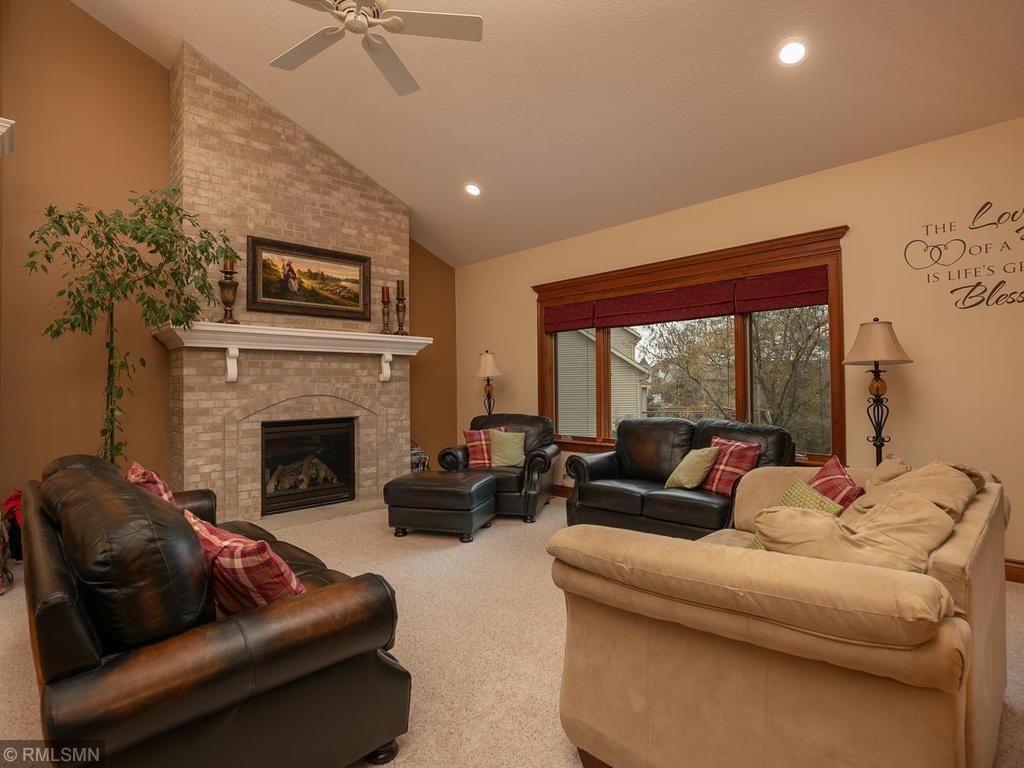 3513 Jasper Lane Northeast Rochester, MN 55906 - Photo 6 of 48