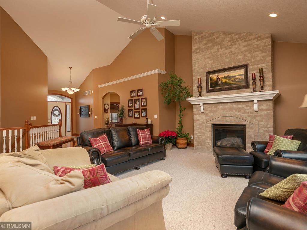 3513 Jasper Lane Northeast Rochester, MN 55906 - Photo 7 of 48