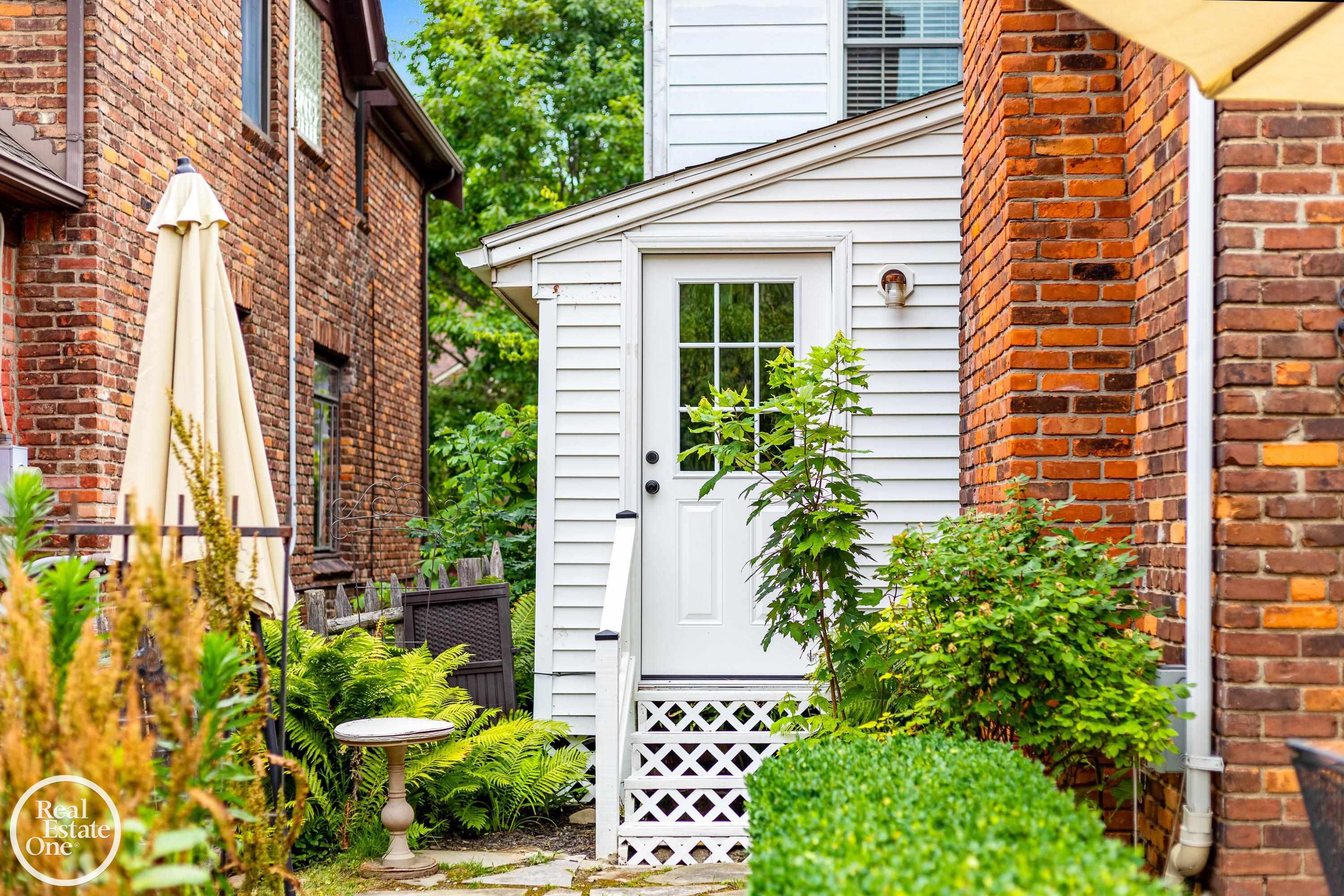 287 McMillan Road Grosse Pointe, MI 48236 - Photo 51 of 57 50145562-35037579-744f-461e-9954-f746b7533cfd.JPG