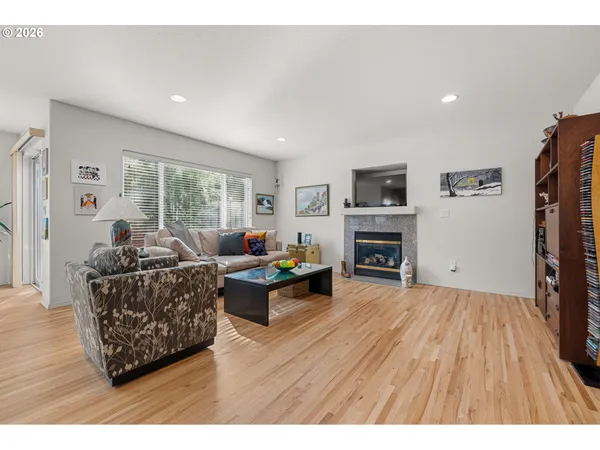 $710,000 | 9024 Southwest 75th Avenue, Tigard, OR 97223