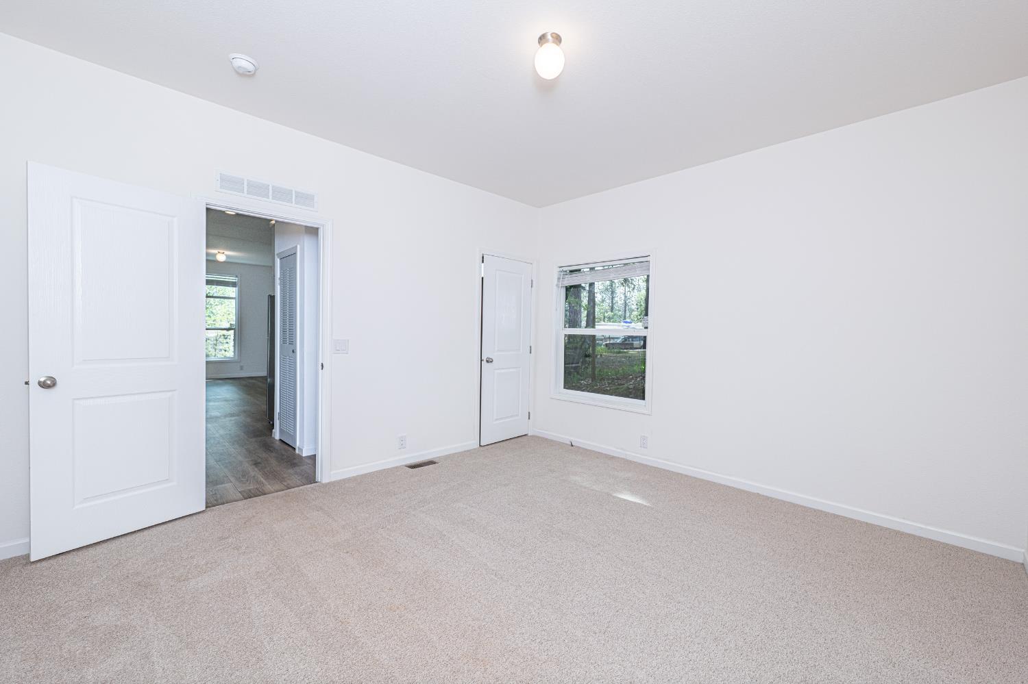 15329 Little Valley Road, Unit 42 Grass Valley, CA 95949 - Photo 13 of 20