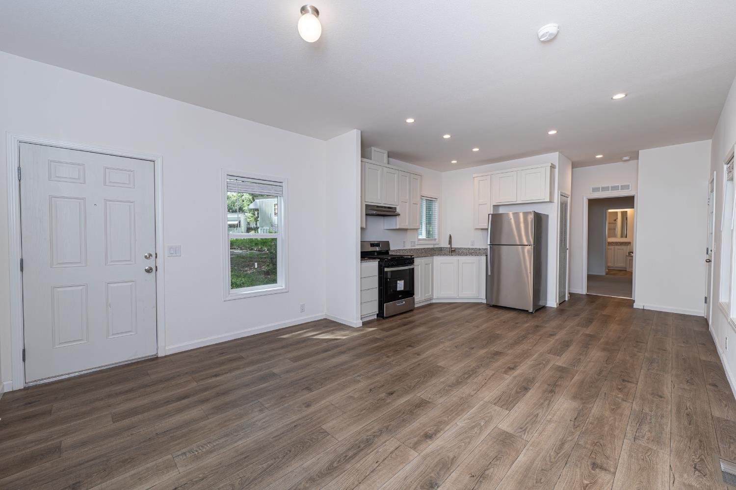 15329 Little Valley Road, Unit 42 Grass Valley, CA 95949 - Photo 6 of 20