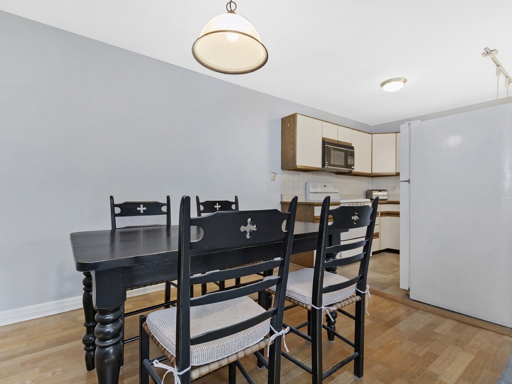 57 Jacqueline Road, Unit 10 Waltham, MA 02452 - Photo 16 of 33 Gallery Image 16