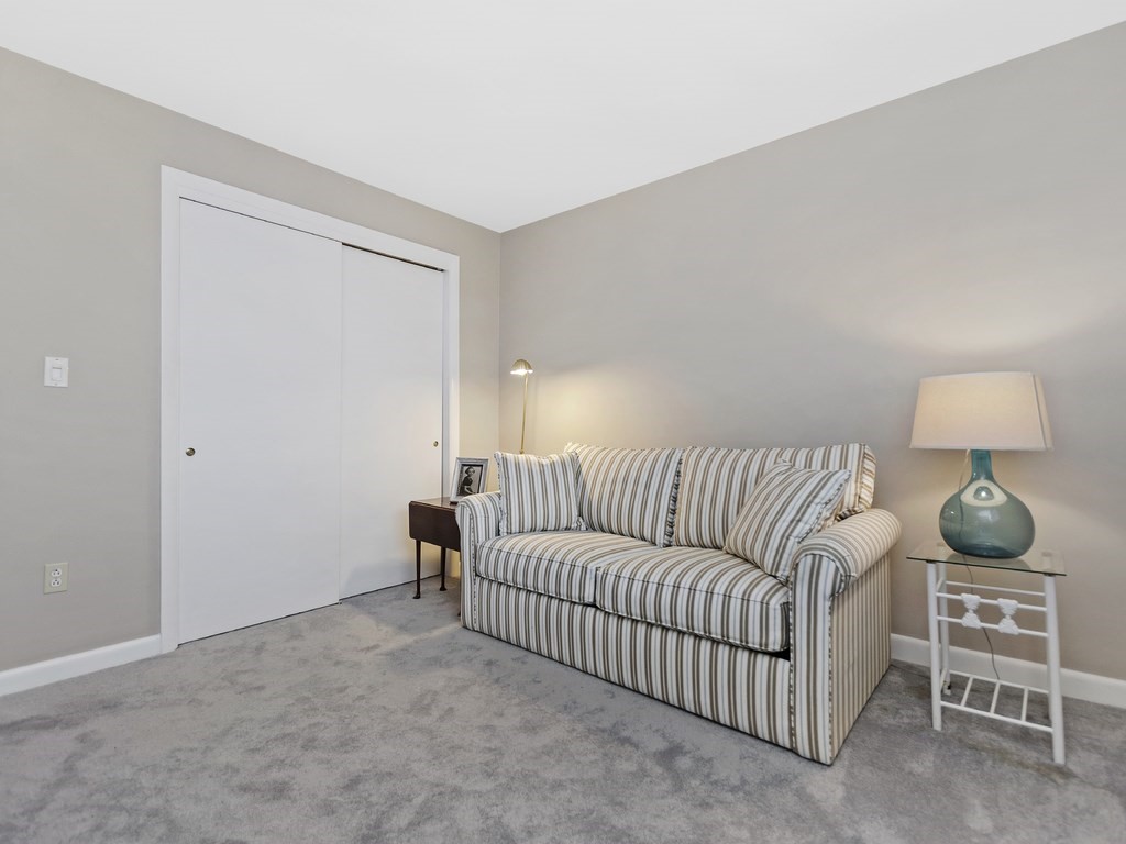 57 Jacqueline Road, Unit 10 Waltham, MA 02452 - Photo 23 of 33 Gallery Image 23