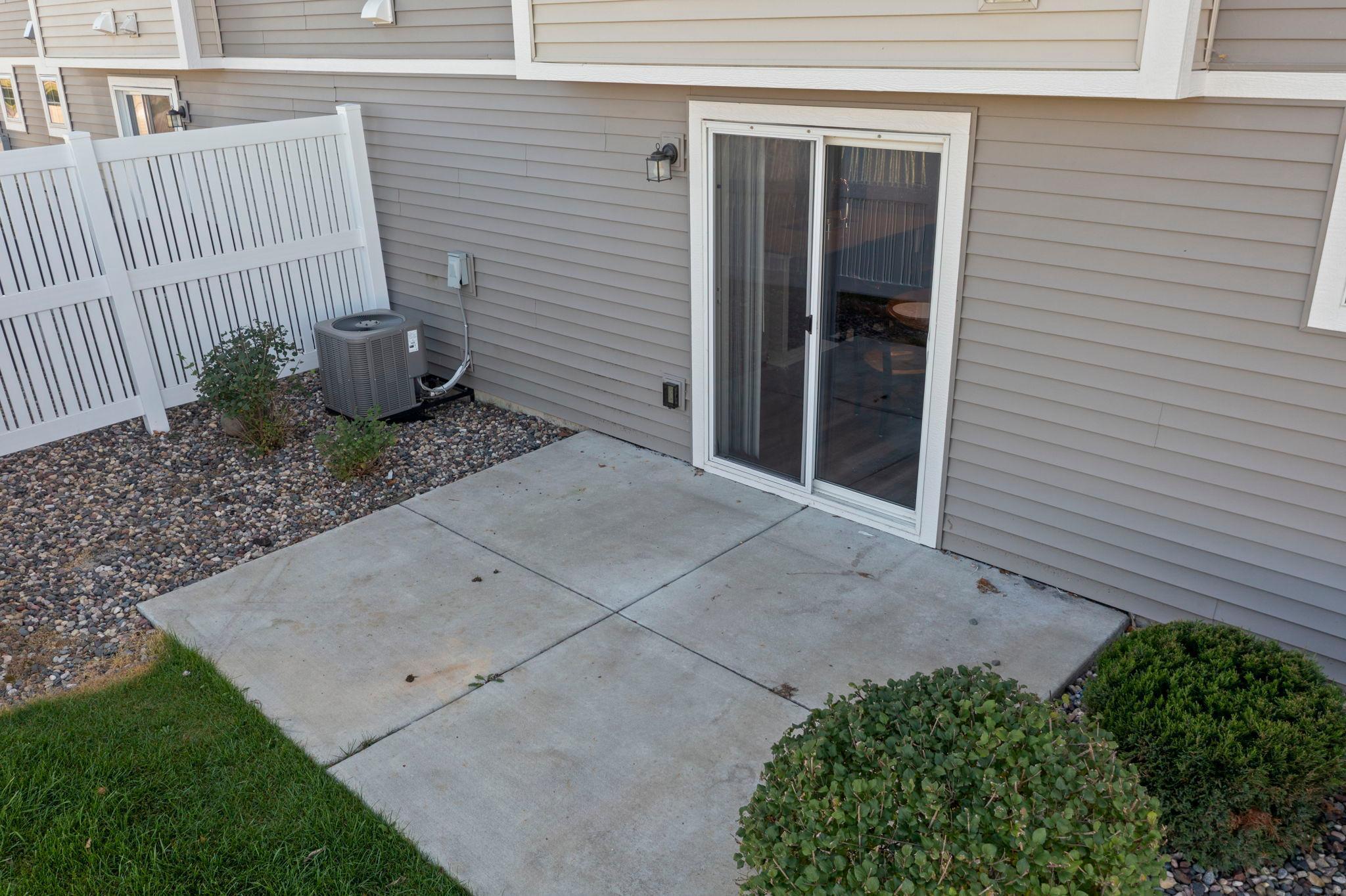 6151 Idora Court South Cottage Grove, MN 55016 - Photo 18 of 45