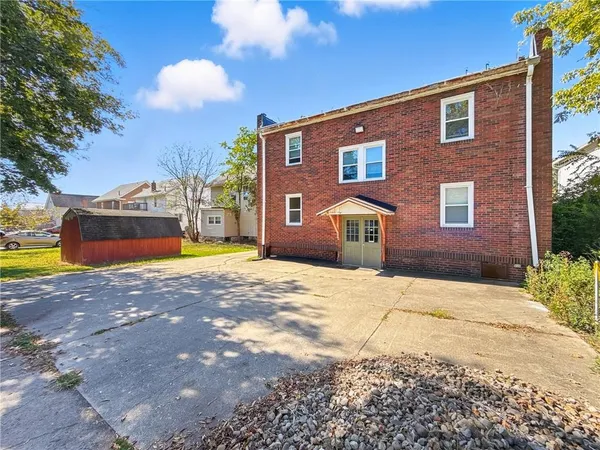 $225,000 | 99 South Myers Avenue, Sharon, PA 16146