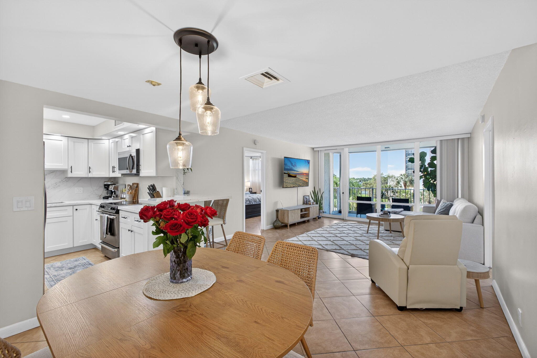 336 Golfview Road, Unit 414 North Palm Beach, FL 33408 - Photo 11 of 57 DINING AREA