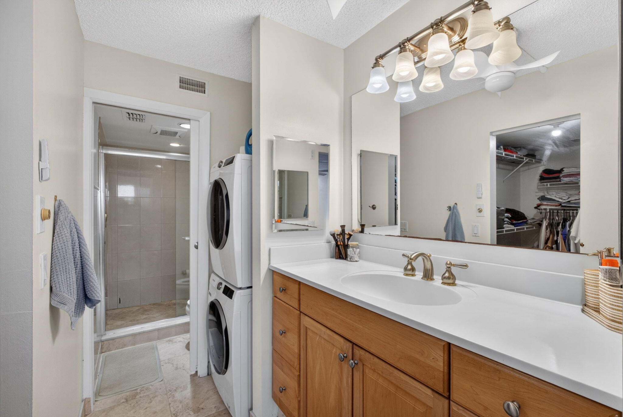 336 Golfview Road, Unit 414 North Palm Beach, FL 33408 - Photo 23 of 57 MASTER BATH