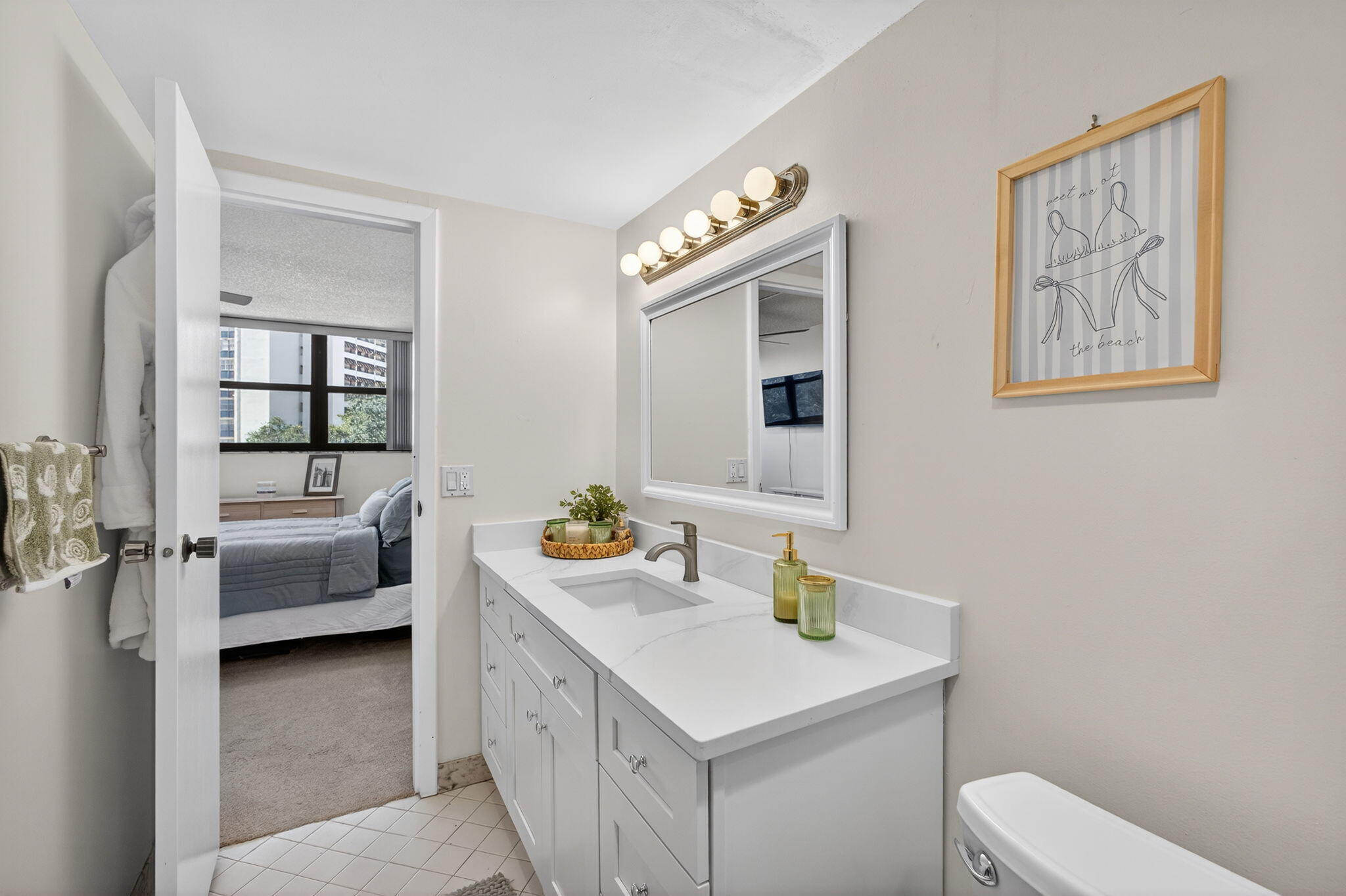 336 Golfview Road, Unit 414 North Palm Beach, FL 33408 - Photo 37 of 57 GUEST BATH