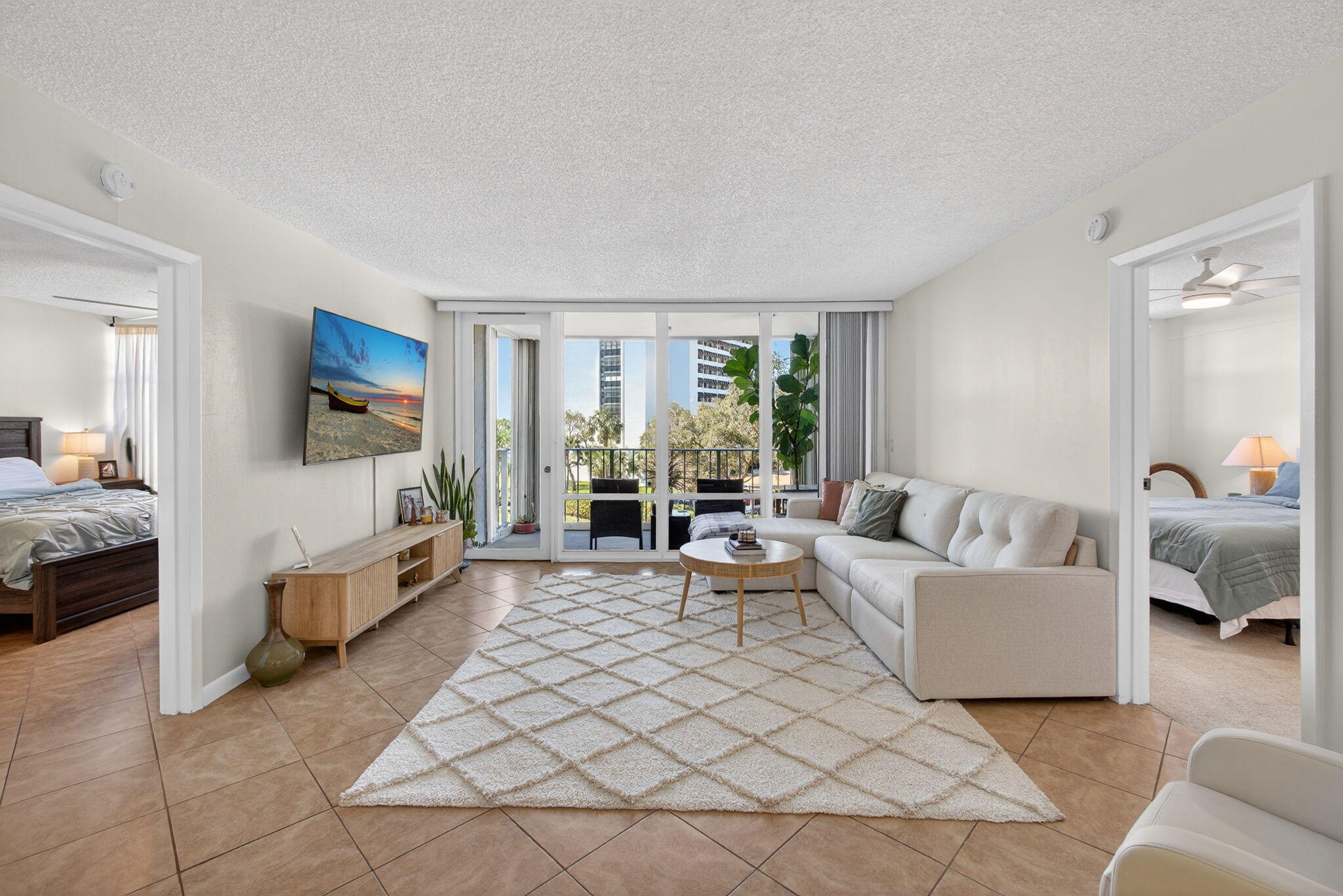 336 Golfview Road, Unit 414 North Palm Beach, FL 33408 - Photo 7 of 57 LIVING ROOM