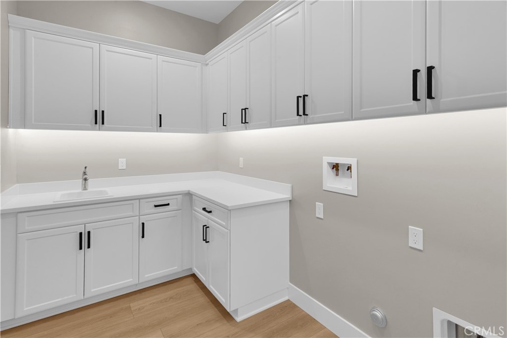 3731 Siembra Road Paso Robles, CA 93446 - Photo 19 of 21 a bathroom with a sink and a mirror