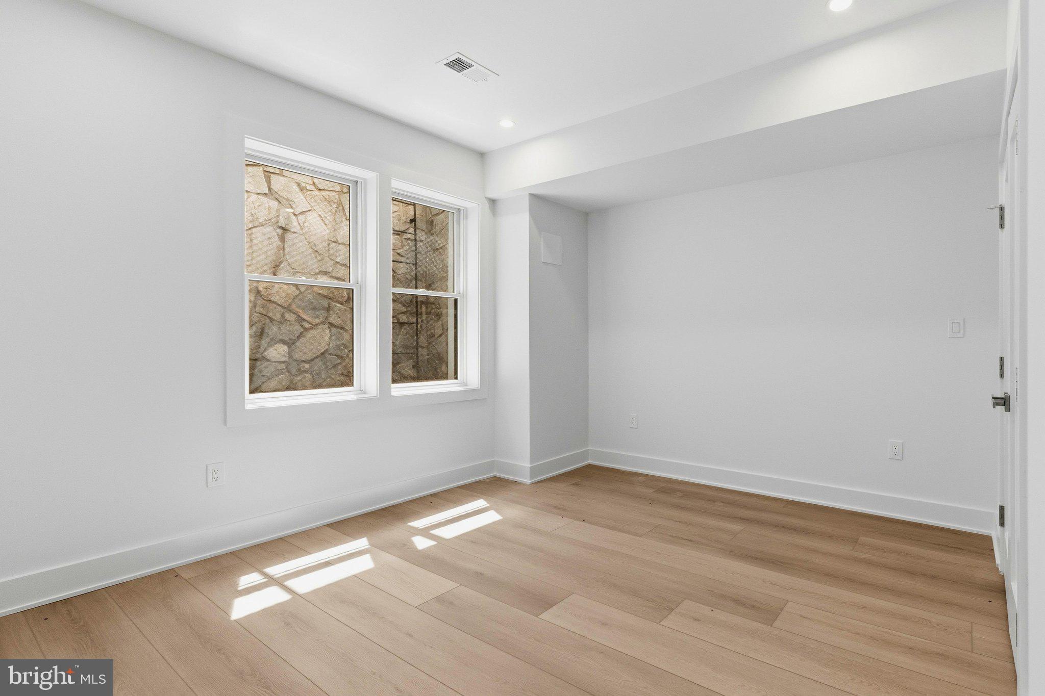4008 Burke Station Road Fairfax, VA 22032 - Photo 27 of 41 Basement Bedroom #6