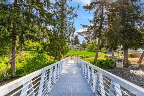$1,600,000 | 105 Lovell Avenue Southwest, Unit 1511, Bainbridge Island, WA 98110