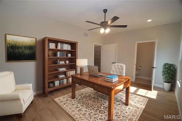 $504,900 | 4016 Autumn Oak Drive, Smithton, IL 62285