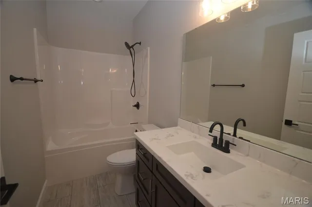 $504,900 | 4016 Autumn Oak Drive, Smithton, IL 62285