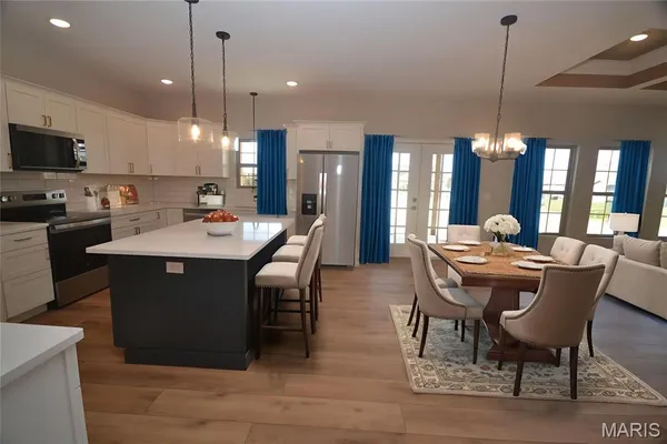 $504,900 | 4016 Autumn Oak Drive, Smithton, IL 62285