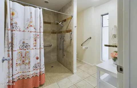 $1,899,000 | 6739 East Sweetwater Avenue, Scottsdale, AZ 85254