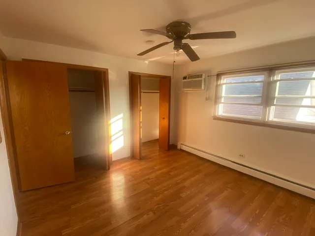 $2,000 | 3553 North Neenah Avenue, Unit 201, Chicago, IL 60634