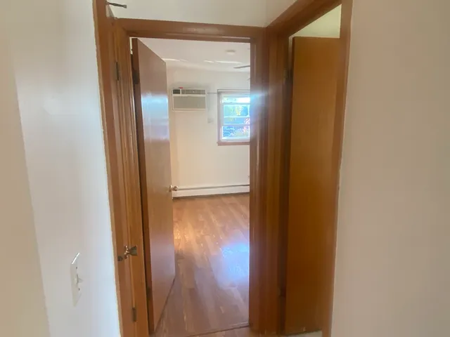 $2,000 | 3553 North Neenah Avenue, Unit 201, Chicago, IL 60634