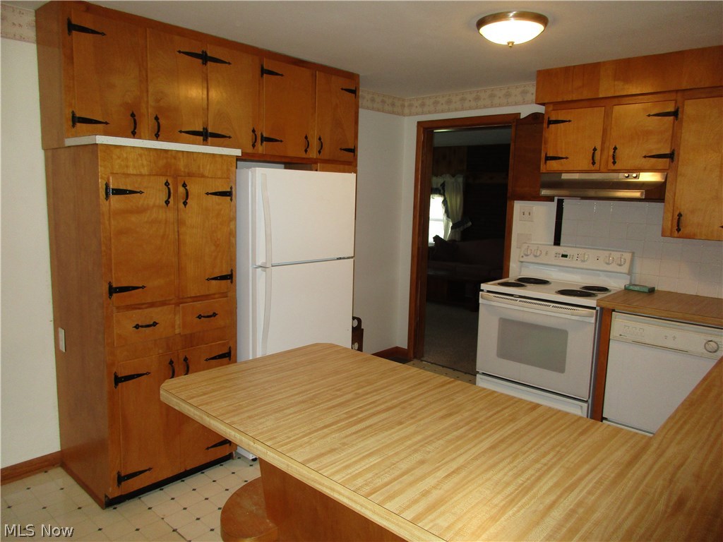 28599 Torch Road Coolville, OH 45723 - Photo 9 of 31 Kitchen