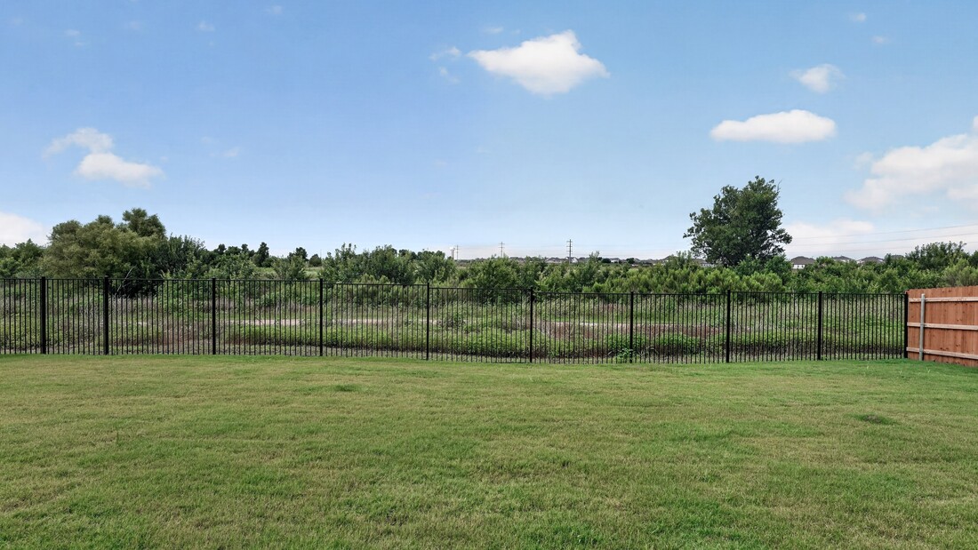 214 Betsy Road Hutto, TX 78634 - Photo 24 of 34 214 Betsy Road ~ Ready Now