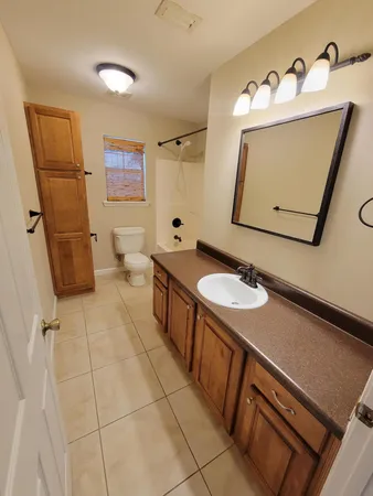$2,495 | 7288 Mossy Oaks Court, Navarre, FL 32566