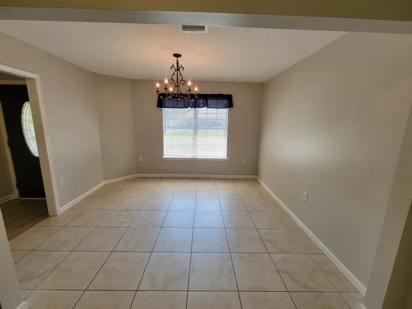 $2,495 | 7288 Mossy Oaks Court, Navarre, FL 32566