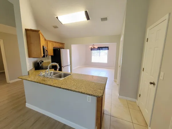 $2,495 | 7288 Mossy Oaks Court, Navarre, FL 32566