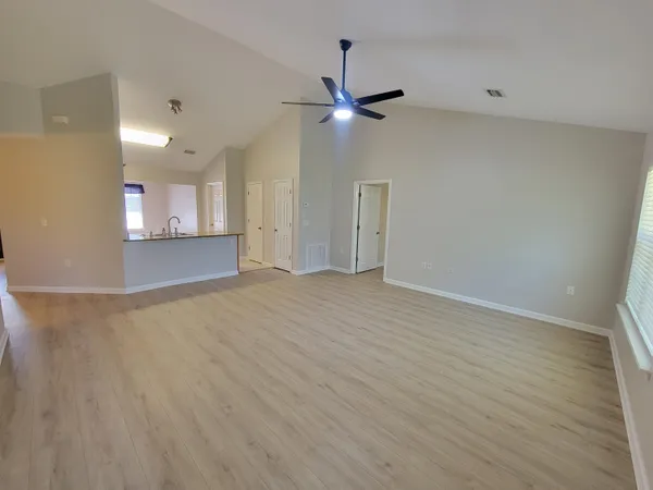 $2,495 | 7288 Mossy Oaks Court, Navarre, FL 32566