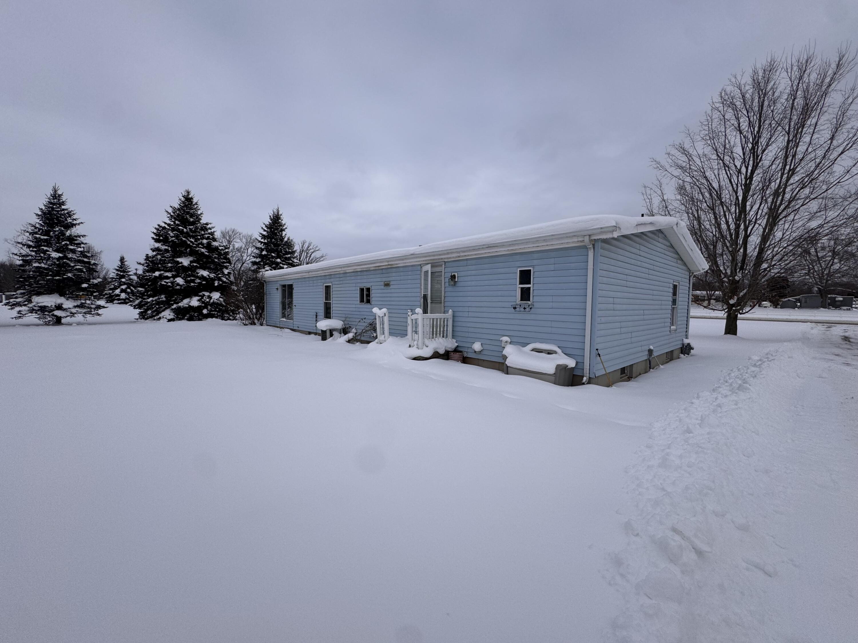 3899 Fruit Ridge Avenue Northwest Grand Rapids, MI 49544 - Photo 27 of 27 back view