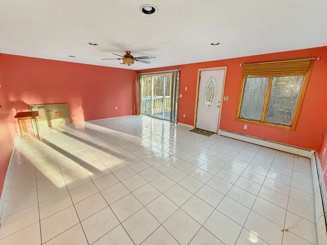 $555,000 | 8 Cheney Drive, Hudson, NH 03051