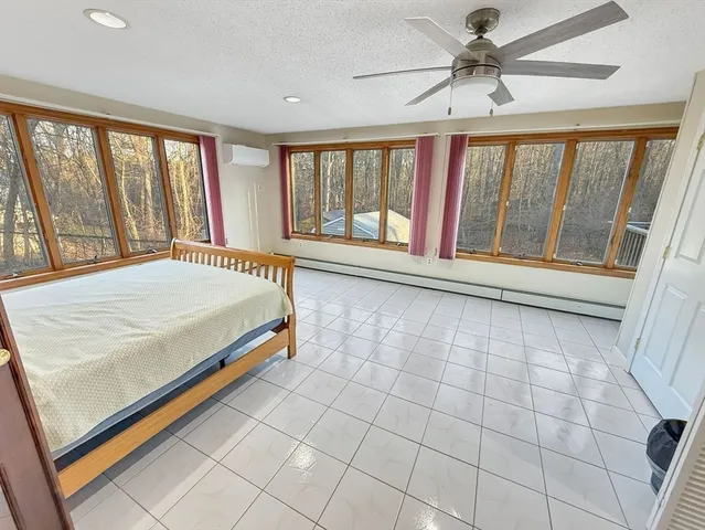 $555,000 | 8 Cheney Drive, Hudson, NH 03051