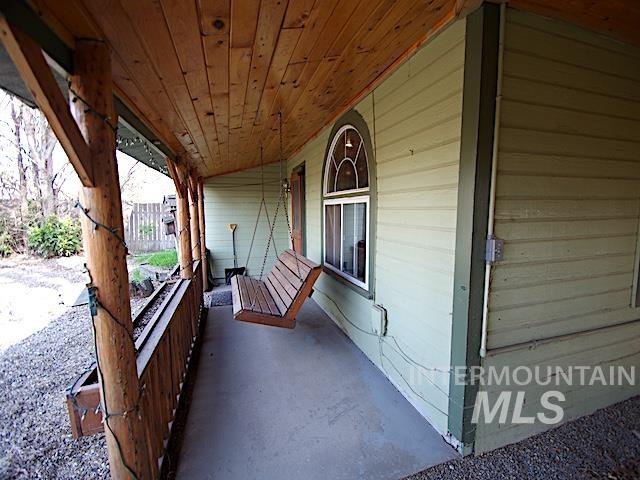 628 3rd Avenue South Payette, ID 83661 - Photo 18 of 19 View of porch