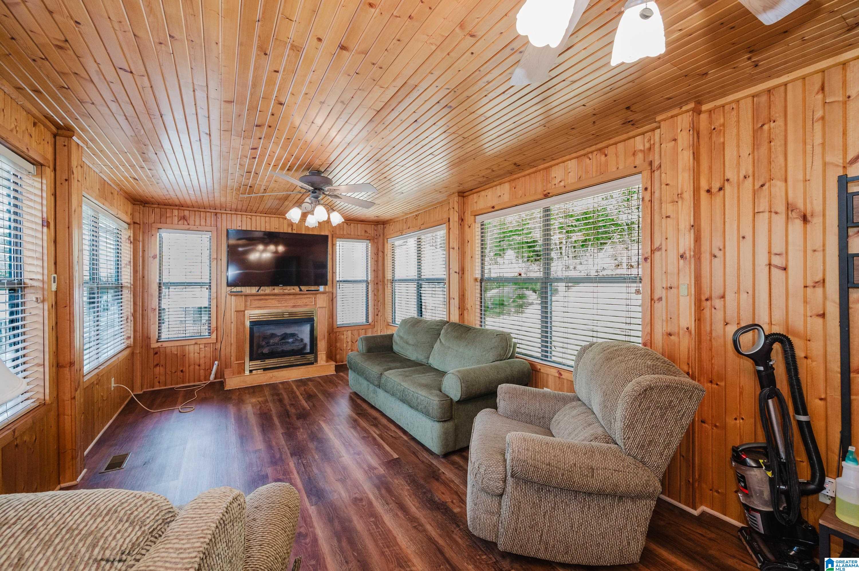 76 Skeeter Creek Road Cordova, AL 35550 - Photo 5 of 50