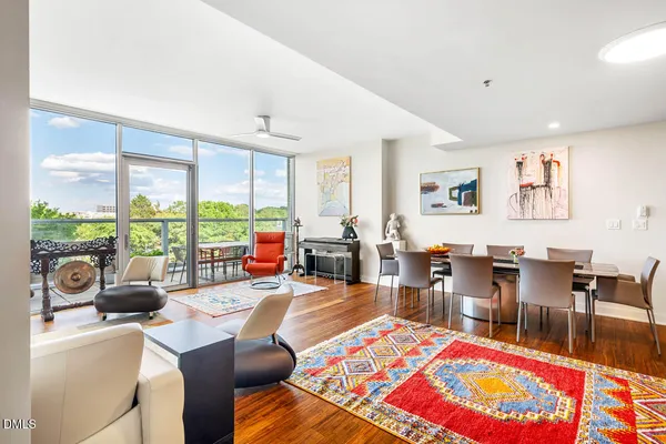 $1,150,000 | 601 West Rosemary Street, Unit 404, Chapel Hill, NC 27516