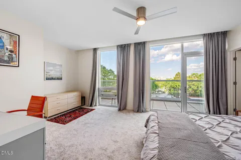 $1,150,000 | 601 West Rosemary Street, Unit 404, Chapel Hill, NC 27516