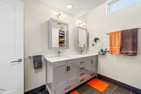 $1,150,000 | 601 West Rosemary Street, Unit 404, Chapel Hill, NC 27516