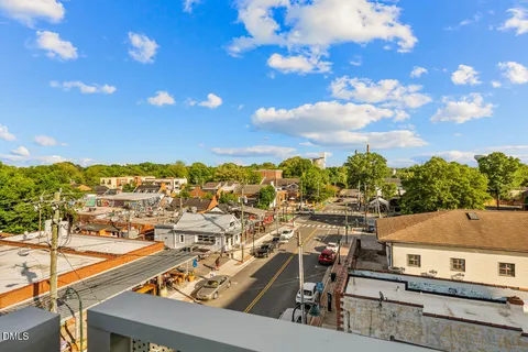 $1,150,000 | 601 West Rosemary Street, Unit 404, Chapel Hill, NC 27516