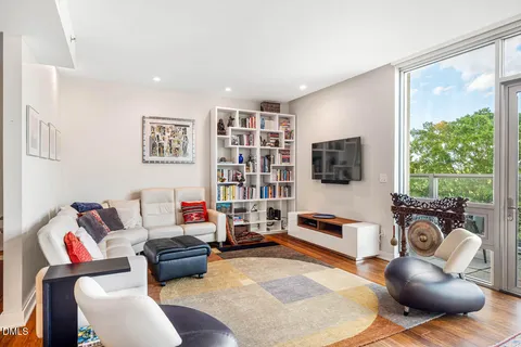 $1,150,000 | 601 West Rosemary Street, Unit 404, Chapel Hill, NC 27516