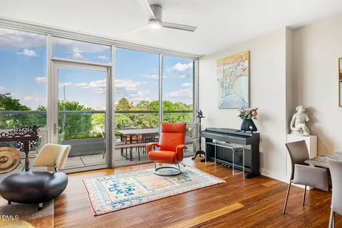 $1,150,000 | 601 West Rosemary Street, Unit 404, Chapel Hill, NC 27516
