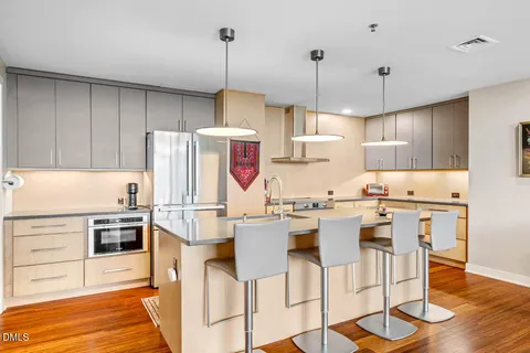 $1,150,000 | 601 West Rosemary Street, Unit 404, Chapel Hill, NC 27516