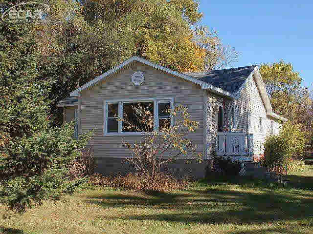 3220 North Genesee Road Flint, MI 48506 - Photo 2 of 22 20452520-1.JPG