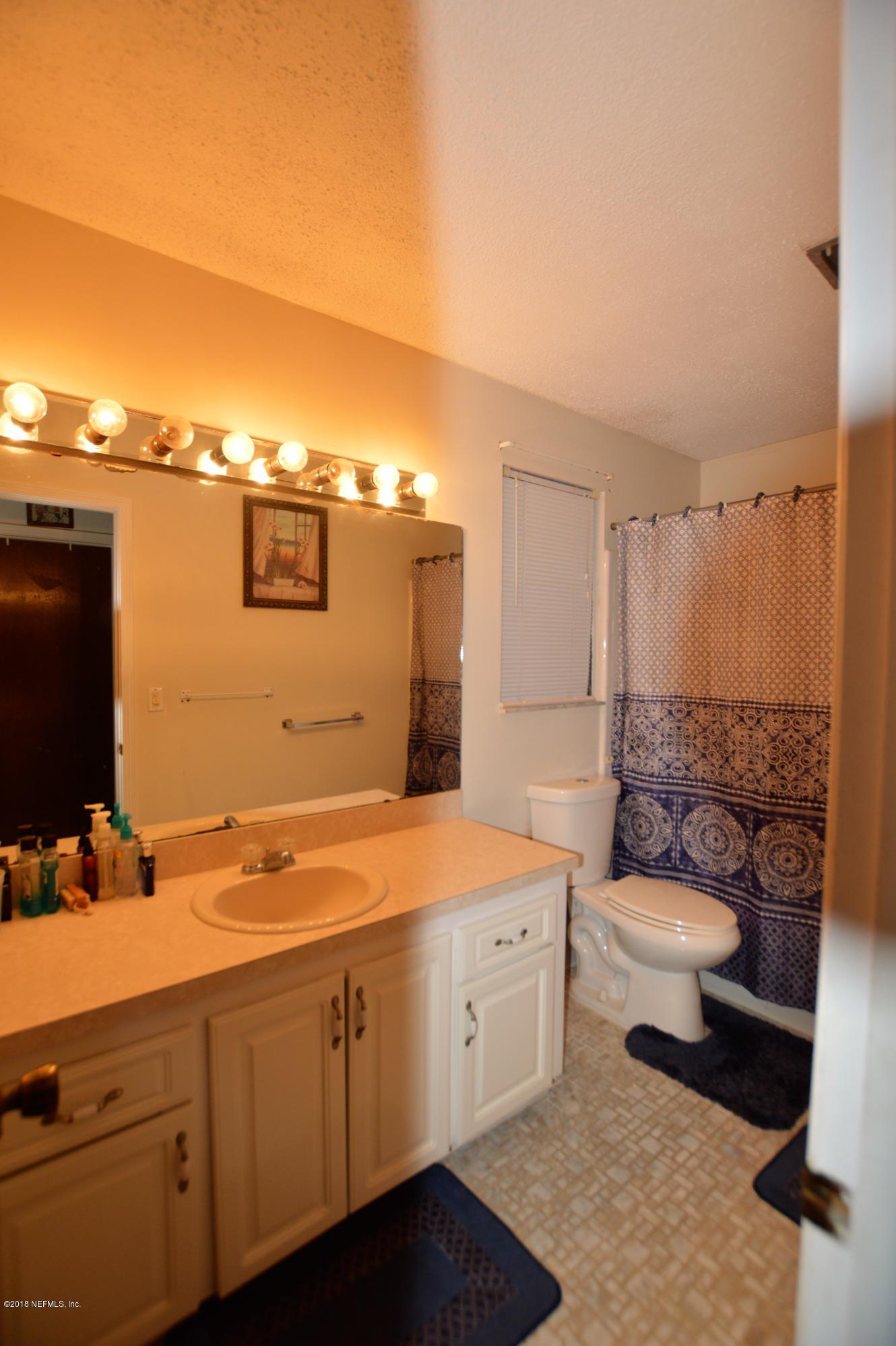 3704 Bramble Road Jacksonville, FL 32210 - Photo 11 of 13 047