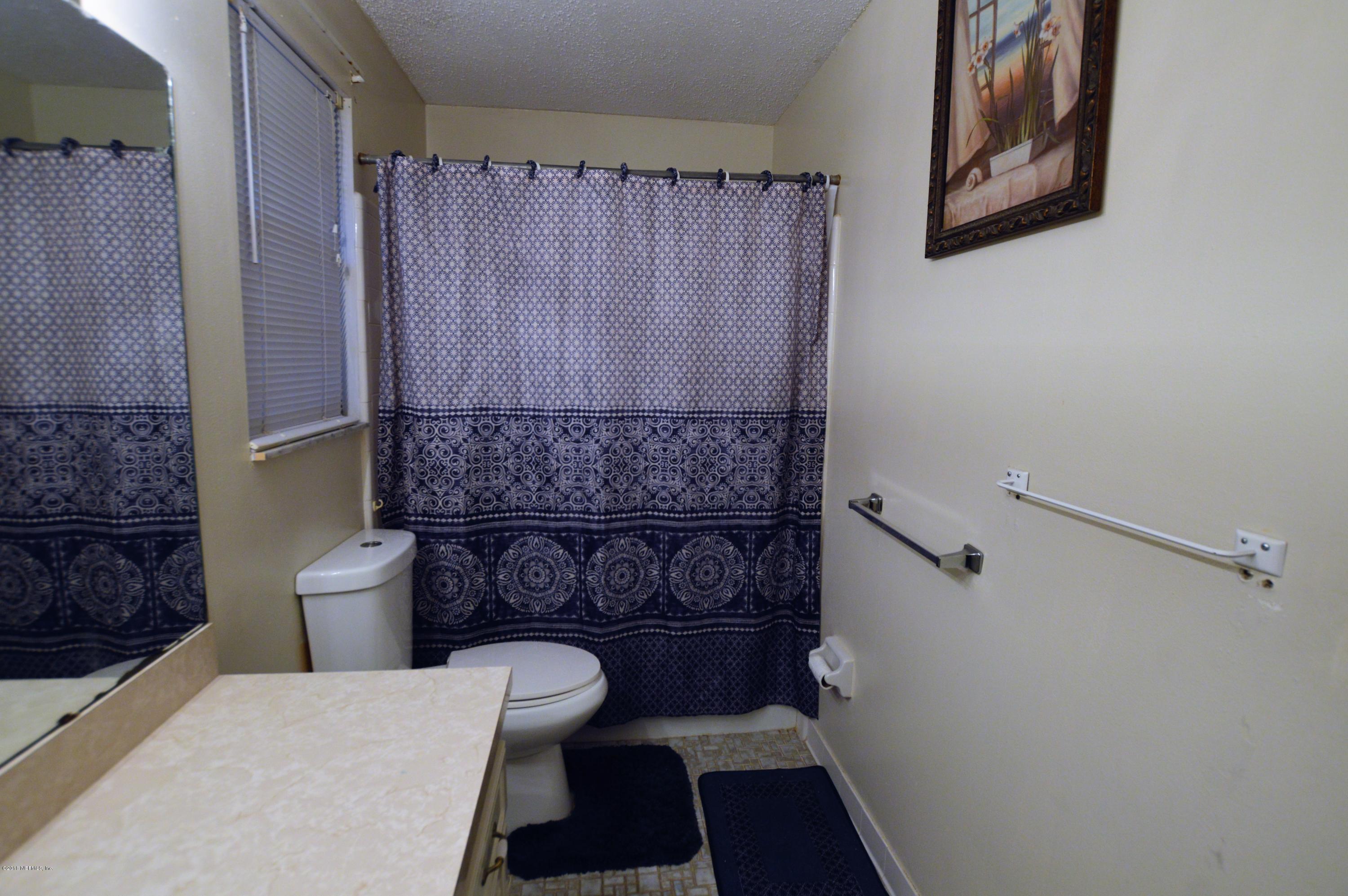 3704 Bramble Road Jacksonville, FL 32210 - Photo 12 of 13 048