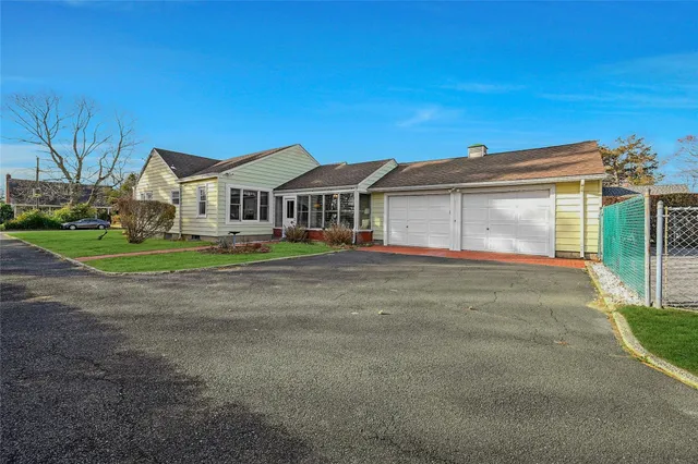 a view of an ocean beach