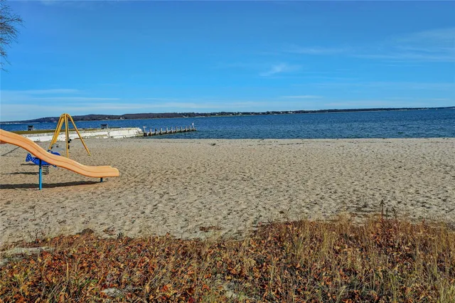 $10,000 | 425 Old Shipyard Lane, Southold, NY 11971