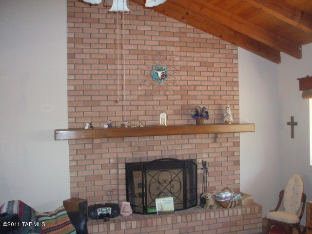 4190 West Milton Road Tucson, AZ 85746 - Photo 8 of 14 Gallery Image 8