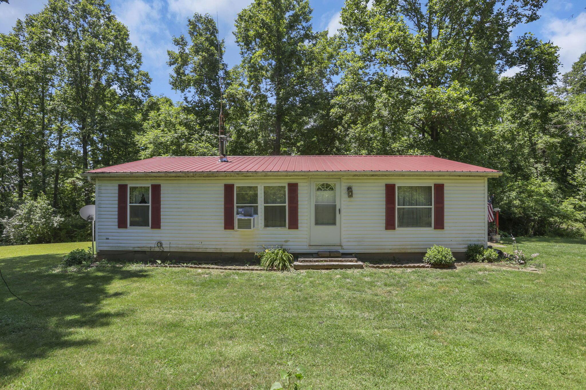 13861 Union Road Laurelville, OH 43135 - Photo 4 of 60